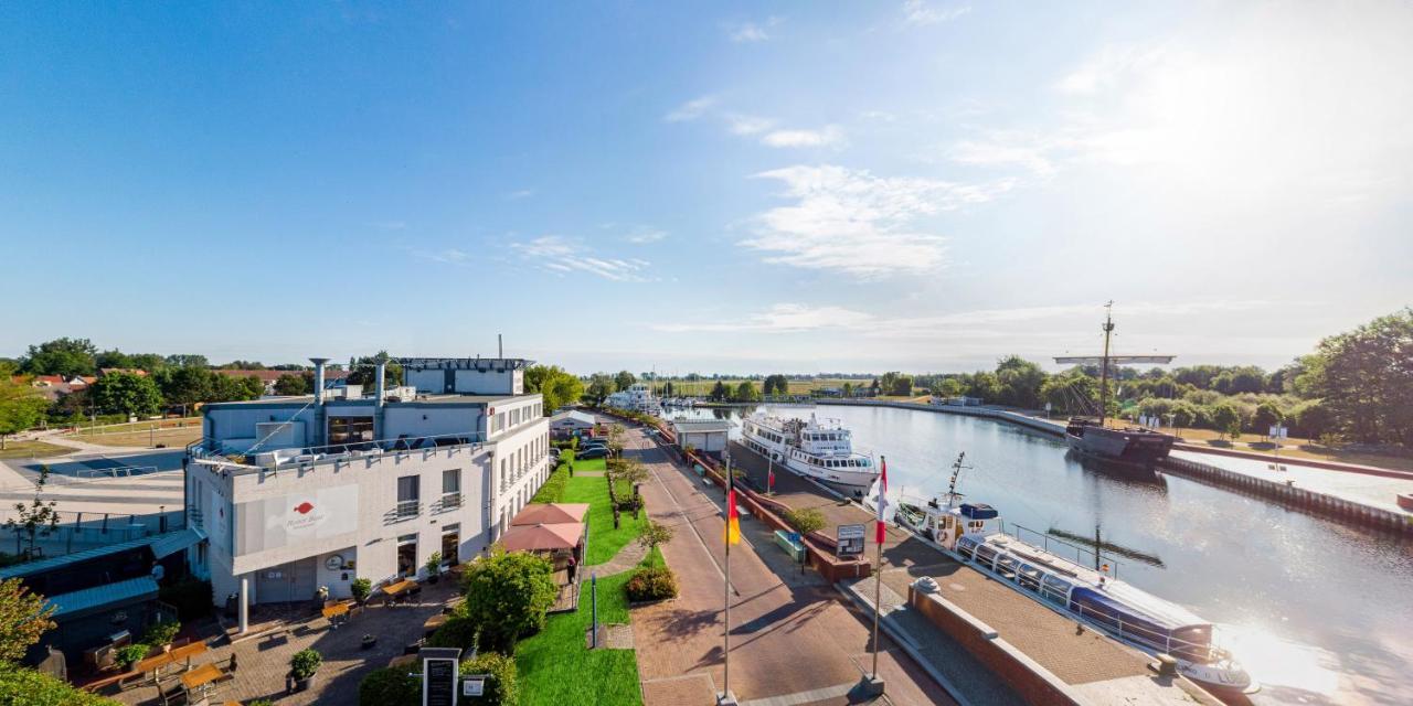 Hafenhotel Pommernyacht Ueckermünde Extérieur photo